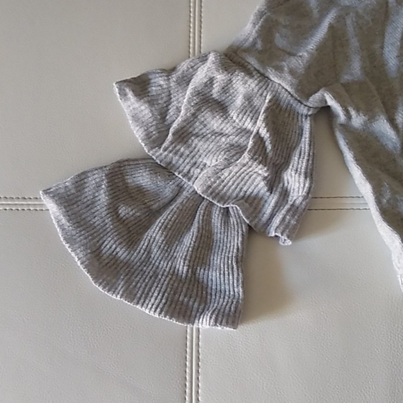 Top - Picture 2 of 4